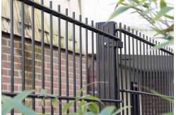 China Square Post 656 Twin Wire Mesh Double Loop Garden Fence For Residential supplier
