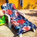 Roll Packaging And Mesh Bag Custom Beach Towel With Digital Printing for sale