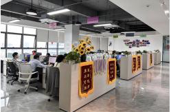 China Widened High Speed Crochet Machine manufacturer