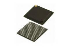 China Field Programmable Gate Array LCMXO2-7000ZE-2FG484I Automotive Embedded Programmable Logic IC supplier