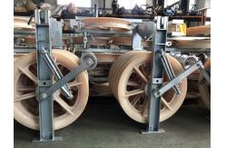 China OEM Stringing Power Cable Pulley Block With Grounding Roller supplier