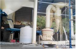 China Fine Grinding Vertical Spiral Mill For Crushing Metal Non Metal Ores supplier
