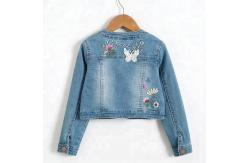 China Breathable Girls Jean Jacket / Children's Denim Jeans With Covered Button supplier
