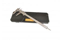 China High Precision Stainless Steel Vernier Caliper with Smooth Slide and 0.02mm Graduation supplier
