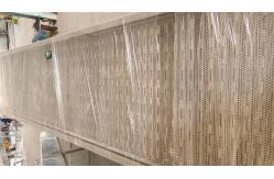 China Powered Gravity Roller Conveyor System Expanable Roller Protective Bars Conveyor supplier