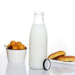 200ml 500ml Refillable Glass Milk Bottles Jars In Bulk For Strawberry Milk for sale