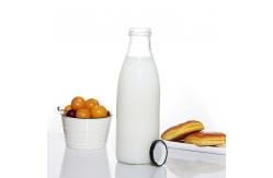 China 200ml 500ml Refillable Glass Milk Bottles Jars In Bulk For Strawberry Milk supplier