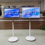 32 Inch Private Moving Standing Touch Screen Kiosk  With Battery for sale