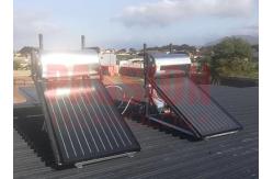 China Closed Loop Circulation Rooftop Solar Water Heater , Solar Energy Flat Plate Water Heater supplier