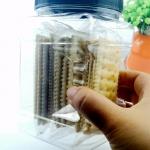 125mm Height 650ML Square Plastic Food Jars With Screw Cap