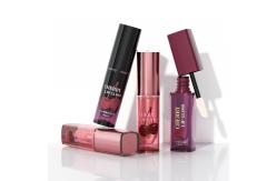 China Eco Friendly Empty Lip Gloss Tubes Customized Design Plastic Lip Oil Containers supplier