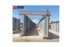 China Custom Steel Concrete Bridge Large Span Metal Bridge Construction supplier
