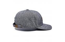 China Adjustable Closure Six-Panel Snapback Cap - Match The Fabric Stitching supplier