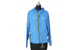 China Zipper Closure Warm Windbreaker Jacket With Printing Or Embodied Logo supplier