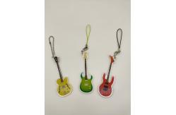 China OEM Acrylic Sheet Keychain , Silk Screen Guitar Keyring Engraved supplier