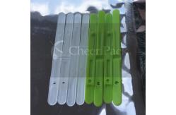 China Durable Small Plastic Bag Clips , Packet Sealing Clips 0.6mm Inner Hole Width supplier