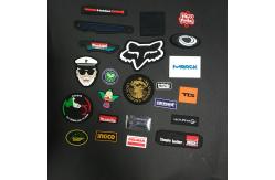 China Custom Clothing Woven Patches Logo Textured Label 3D Pvc Badges supplier