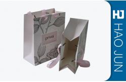 China Recycled Cardboard Shopping Bags With Handle , Kraft / Coating Paper supplier