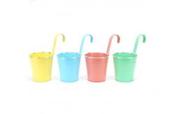 China Metal Garden Ornaments 4 Pack Round Metal Planter Pot With Handles supplier