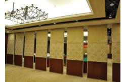 China Staking Ceramic Ring Wooden Room Partitions Folding Door For Exhibition Halls supplier