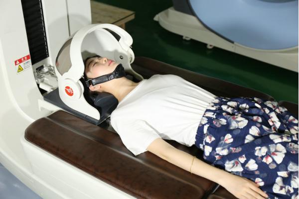 No Invasive Spinal Decompression Machine Chiropractic Spine Stretching Machine