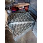 25x4.5 Press Locked Bar Grating Anti Slip Serrated Bar Grating Explosion Proof