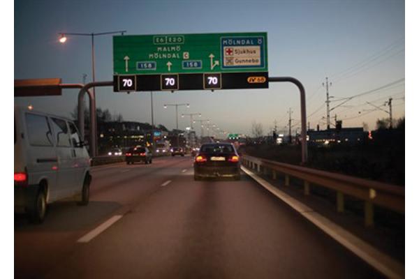 Lane Control Sign Motorway Speed Limit Signs , Programmable LED Sign View Angle
