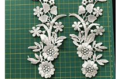 China 3D Flowers Embroidered Sew / Iron On Patch For Clothing Applique Diy Accessory supplier