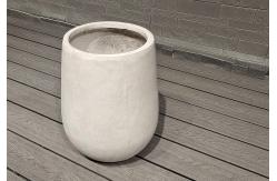 China Hand Carved Reinforced Clay Planter Customed For Eco-friendly Gardens supplier