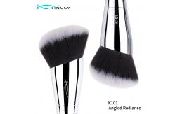 China Large Angled Luxury Makeup Brush With Copper Ferrule Wooden Handle supplier
