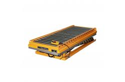 China Electric Scissor Hydraulic Lift Table With Roller Conveyor Lift Table 2400x1500mm supplier