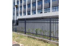China Elegant Balustrades Handrails Horizontal Slats Metal Fence Long Service Life supplier