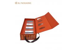 China Recyclable Food Packaging Boxes Macaron Waffle Cookie Pastry Gift Box With Handle supplier