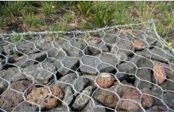 China 60x80mm Hexagonal Gabion Mesh / Woven Gabion Baskets 2x1x1m supplier