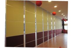 China Folding Soundproof Conference Room Office Partition Walls With Flexible Hanging System supplier