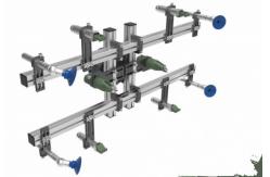 China Fixture System  Injection Robot Arm White And Blue supplier
