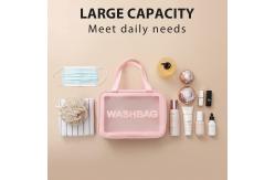 China Multifunctional Travel Toiletry Makeup Bag Water Resistant With Handy Handle supplier