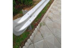 China Crowd Control Barrier Fence W Beam Guardrail Beam Dimensions Fishtail Terminal End supplier