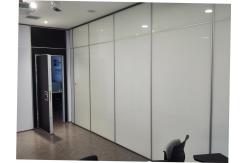 China Restaurant Room Partition Sliding Folding Door Partition Interior Room Divider supplier