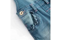China Baby Girl Embroidery Denim Dungaree Shorts With Adjustable Strap Spring Summer supplier