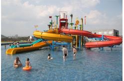 China Playground Children Splash Zone Water Slide Anti UV ISO TUV ROHS Certification supplier