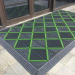 Outdoor Nylon Brush Plastic Interlocking Mats 25MM Thickness for sale