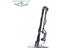 China Portable Fractional CO2 Laser Machine 40W 10600nm For Skin Rejuvenation supplier