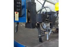 China Tank Straight Seam Welding Column Boom Manned Chair SAW Welding Manipulator supplier