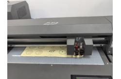 China ANYCUT F3550 Tabletop Flatbed Cutter, Dual Head Digital Cutting Plotter for Sticker, Cardboard, Paper Box supplier