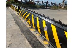 China Heavy duty Security Solutions Hydraulic Road Blocker 300mm to 800mm Rising Height supplier