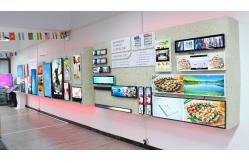 China Portable Digital Signage manufacturer