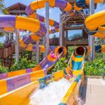 Large Spiral Pool Slide Fiberglass Spiral Waterslide Multi Slide Combination for sale