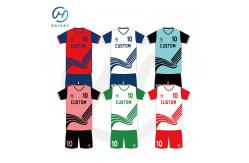 China Custom Football Uniform Set for Adults and Kids supplier