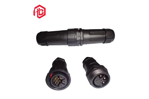 Nylon Electrical Waterproof Connectors M19 IP68 300VAC Screw Locking